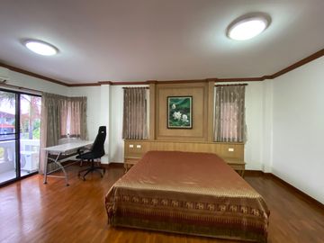 4 Bed house for sale in San Khampeang, Chiang Mai