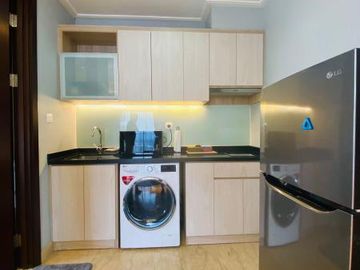 Dijual Apartemen Menteng Park Cikini Jakarta Pusat 2 BR Emerald Tower