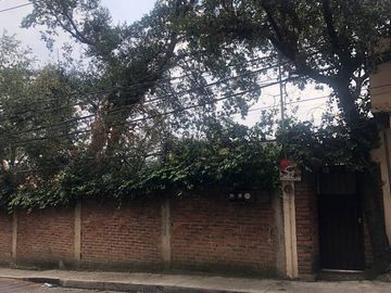 CASA EN VENTA EN LOMA DE TETELPAN