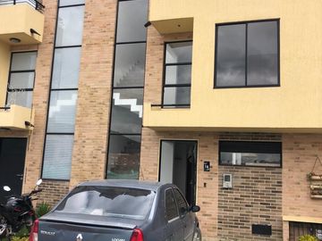 VENTA CASA PARA ESTRENAR TENJO CUNDINAMARCA