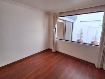VENTA DEPARTAMENTO SECTOR ELOY ALFARO Y GRANADOS
