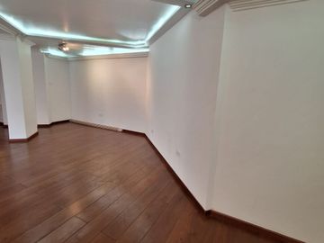 VENTA DEPARTAMENTO SECTOR ELOY ALFARO Y GRANADOS