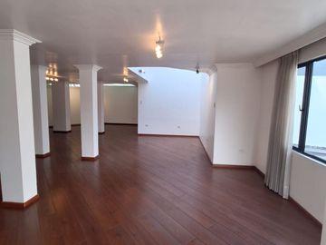 VENTA DEPARTAMENTO SECTOR ELOY ALFARO Y GRANADOS