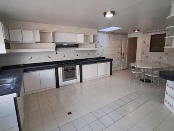 VENTA DEPARTAMENTO SECTOR ELOY ALFARO Y GRANADOS