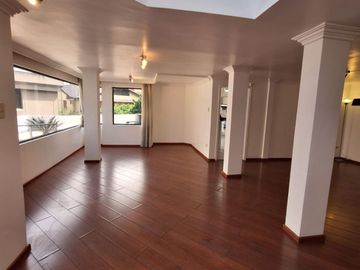 VENTA DEPARTAMENTO SECTOR ELOY ALFARO Y GRANADOS
