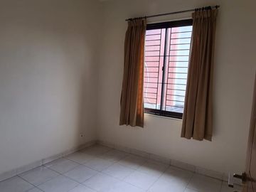 Disewakan Rumah Cluster Fiore  Foresta BSD City Tangerang Semi Furnished Bagus Nyaman Siap Huni Lokasi Strategis