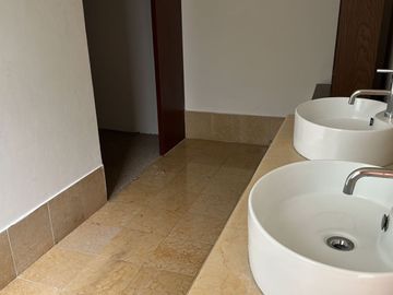 VENTA DE CASA EN BALVANERA CON VISTA AL CAMPO DE GOLF