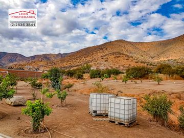 🏠León Propiedades vende moderna casa estilo mediterraneo en sector Cuyuncavi Alto🏠