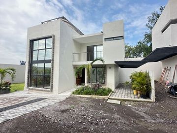 VENTA DE CASA EN CONDOMINIO OAXTEPEC, YAUTEPEC