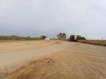 VENTA DE AMPLIO TERRENO EN CONDOMINIO PRIVADO EN CHINCHA - ICA