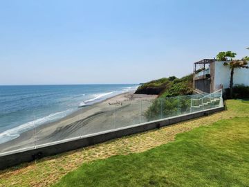2 unit villa in Beraban Beach Selemadeg tabanan