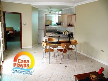 Casa grande y moderna de Venta en Playas Villamil, via a Data km 3.5