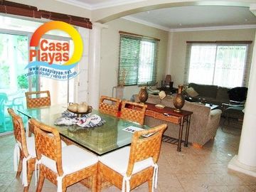 Casa grande y moderna de Venta en Playas Villamil, via a Data km 3.5