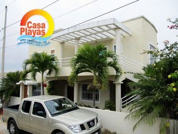 Casa grande y moderna de Venta en Playas Villamil, via a Data km 3.5