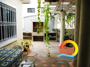 Casa grande y moderna de Venta en Playas Villamil, via a Data km 3.5