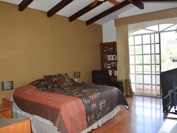LAS CAÑADAS ZAPOPAN CASA EN VENTA EN COTO LA NORIA ESTILO EUROPEO