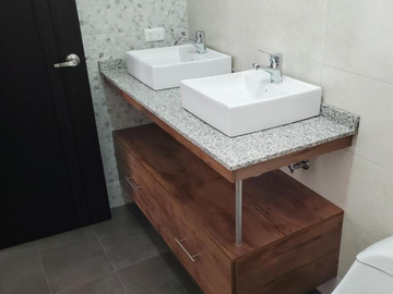 Casa en Venta Sector la Pampa Dentro de Urbanizacion segura