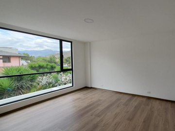 Casa en Venta Sector la Pampa Dentro de Urbanizacion segura