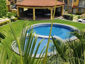 CASA EN CONDOMINIO CON VIGILANCIA EN BURGOS BUGAMBILIAS