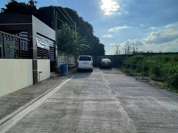 FUNCTIONAL MODERN HOME WITH EXPANSIVE LOT IN PAMPANGA NEAR SM TELABASTAGAN