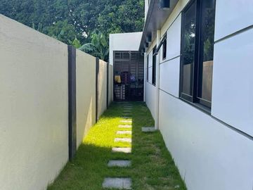 FUNCTIONAL MODERN HOME WITH EXPANSIVE LOT IN PAMPANGA NEAR SM TELABASTAGAN