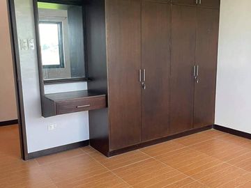 FUNCTIONAL MODERN HOME WITH EXPANSIVE LOT IN PAMPANGA NEAR SM TELABASTAGAN
