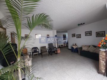 VENTA AMPLIA CASA EN LA CONCORDIA 10 MTS DE FRENTE