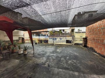 VENTA AMPLIA CASA EN LA CONCORDIA 10 MTS DE FRENTE