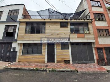 VENTA AMPLIA CASA EN LA CONCORDIA 10 MTS DE FRENTE