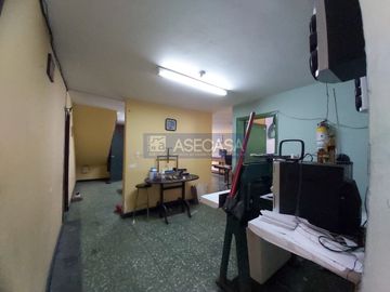 VENTA AMPLIA CASA EN LA CONCORDIA 10 MTS DE FRENTE