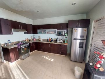 Venta de Casa en El Fraccionamiento Hacienda Real en Tonalá, Jalisco, Méx.