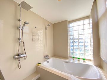 1 bed unit for sale at Chang Klan rd, Muang Chiang Mai