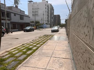 VENTA DEPARTAMENTO FLAT 100.50 m2. VALLE HERMOSO – SANTIAGO DE SURCO