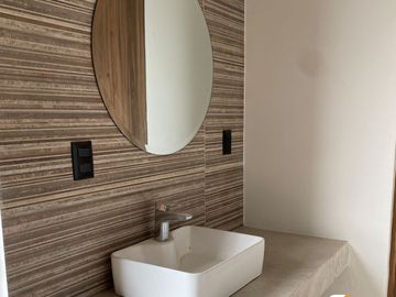 Casa en Villamagna de 4 recamaras, con Rooftop y preciosa distribución,