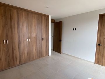 Casa en Villamagna de 4 recamaras, con Rooftop y preciosa distribución,