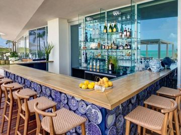 Departamento de lujo, vista al mar, club de playa, campo de golf, Puerto Cancún