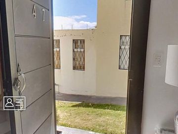 VENTA DE CASA SECTOR PORTAL  SHOPPING Quito.Ecuador.