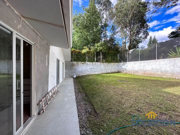 Casa de una sola planta con excelente ubicación en el sector de Challuabamba