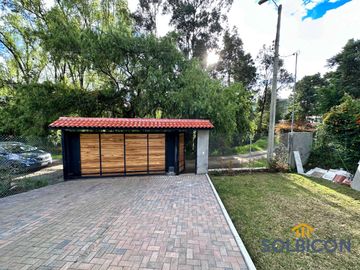Casa de una sola planta con excelente ubicación en el sector de Challuabamba