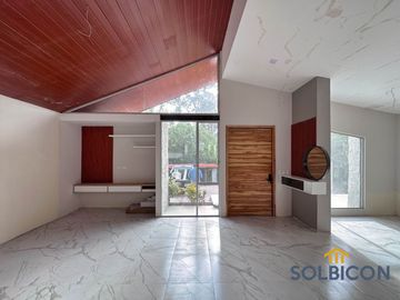 Casa de una sola planta con excelente ubicación en el sector de Challuabamba