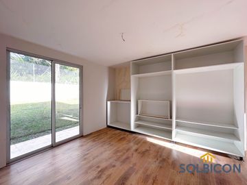 Casa de una sola planta con excelente ubicación en el sector de Challuabamba