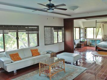 Farm House for sale in Plantation Hills, Tagaytay Midlands