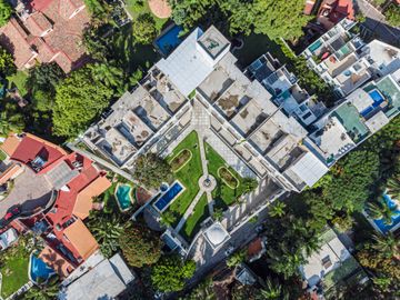 PENTHOUSE EN VENTA EN CUERNAVACA, MORELOS. ROOF GARDEN, ALBERCA, GIMNASIO. EN ZONA EXCLUSIVA.