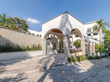 PENTHOUSE EN VENTA EN CUERNAVACA, MORELOS. ROOF GARDEN, ALBERCA, GIMNASIO. EN ZONA EXCLUSIVA.