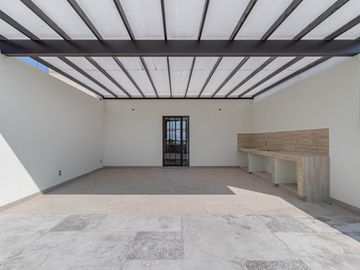 PENTHOUSE EN VENTA EN CUERNAVACA, MORELOS. ROOF GARDEN, ALBERCA, GIMNASIO. EN ZONA EXCLUSIVA.