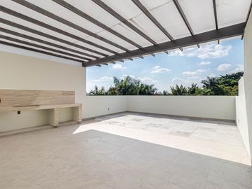 PENTHOUSE EN VENTA EN CUERNAVACA, MORELOS. ROOF GARDEN, ALBERCA, GIMNASIO. EN ZONA EXCLUSIVA.