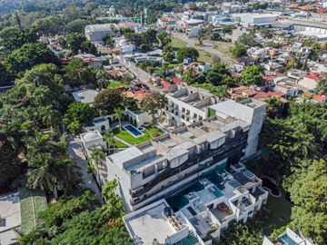 PENTHOUSE EN VENTA EN CUERNAVACA, MORELOS. ROOF GARDEN, ALBERCA, GIMNASIO. EN ZONA EXCLUSIVA.