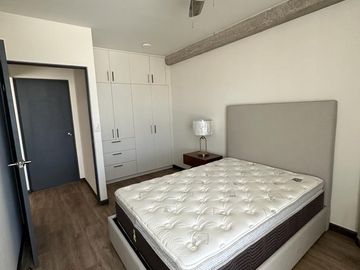 Nuevo y moderno departamento amueblado en Hexus