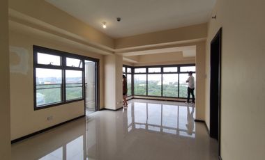Manila Bay Sunset View 2 Bedroom Condo in Pasay City