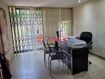 Vendo Casa En Excelente Ubicacion - Urb San Andres Frente A La Unt  ID 1090109